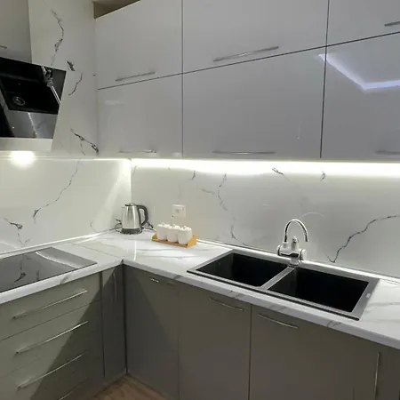 Square شقة تيرانا